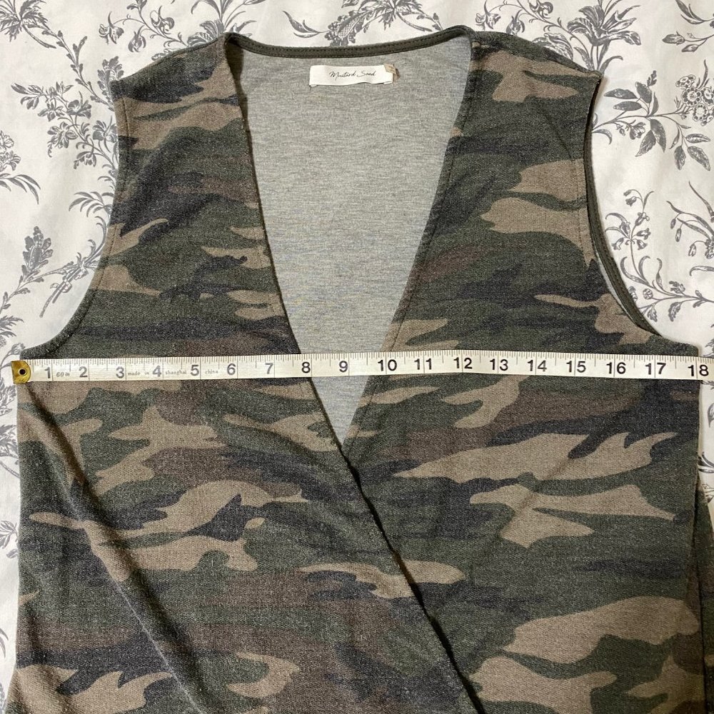 Mustard Seed Camo Jumpsuit Size Medium - Picture 10 of 11